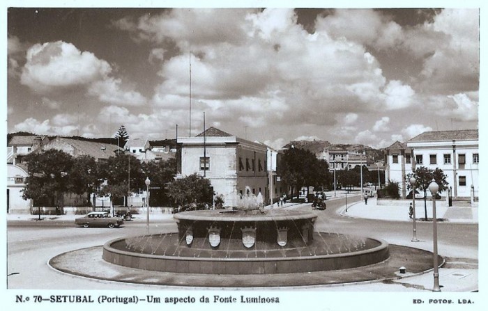 Fonte Luminosa  ou Fonte do Centen�rio - Roteiro Setubal